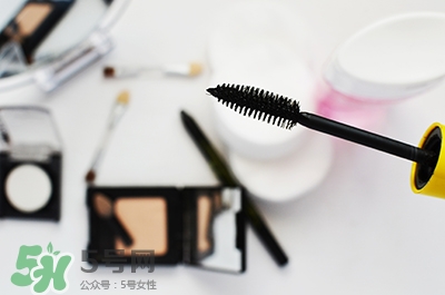 抽煙對眼睛有影響嗎？平時怎么保養(yǎng)眼睛