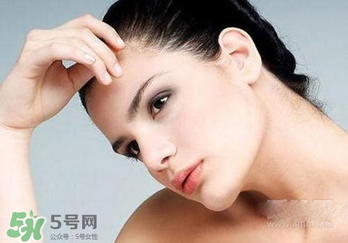 扁桃體發(fā)炎嚴(yán)重嗎？扁桃體長(zhǎng)期發(fā)炎的危害性