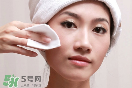 卸妝前要洗臉嗎？卸妝前要用水洗嗎？