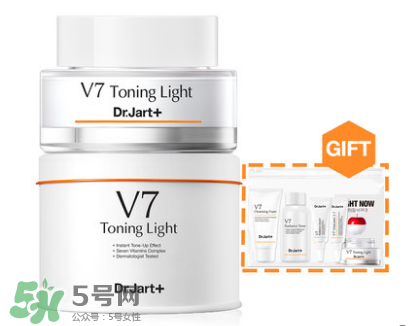 用素顏霜之前要用什么？素顏霜前還有涂抹什么