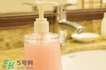 洗手液可以洗毛巾嗎？毛巾可以用洗手液洗嗎？