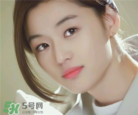 什么眉形顯臉小?2017流行眉形 什么眉形顯臉小?2017流行眉形