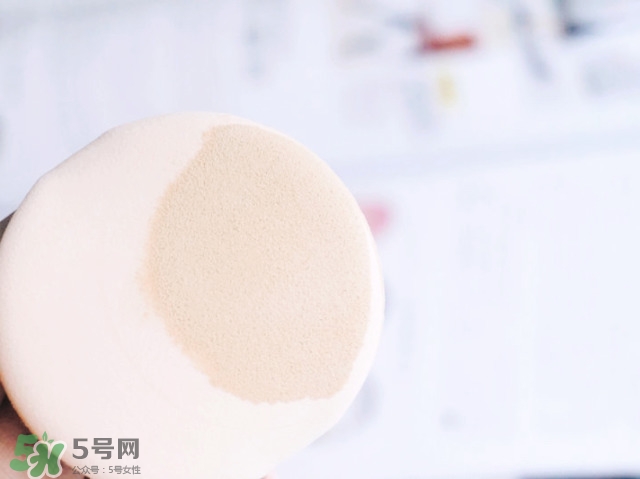 歐萊雅瓷肌氣墊多少錢？歐萊雅奇煥光采瓷肌氣墊專柜價