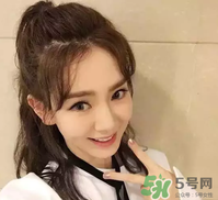 發(fā)際線高適合什么發(fā)型？發(fā)際線高怎么辦