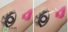 高絲卸妝油粉色和藍(lán)色哪個好？高絲卸妝油粉瓶藍(lán)瓶區(qū)別