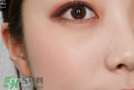 愛(ài)麗小屋2017春季彩妝有哪些？愛(ài)麗小屋2017春季彩妝試色