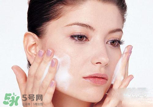 用白醋洗臉要不要用清洗再洗一遍？用白醋洗臉要再洗一遍嗎？