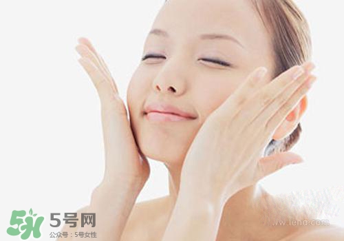 用白醋洗臉要不要用清洗再洗一遍？用白醋洗臉要再洗一遍嗎？