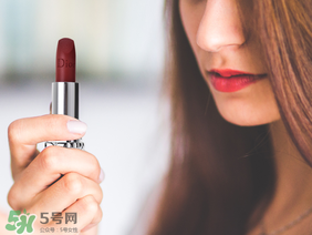 dior迪奧藍(lán)金和藍(lán)星哪個(gè)好？dior迪奧藍(lán)金和藍(lán)星的區(qū)別