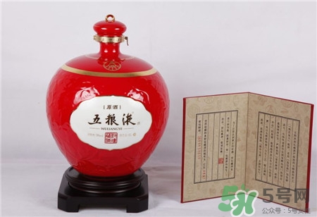 白酒和可樂能一起喝嗎?白酒和可樂一起喝會(huì)怎樣?