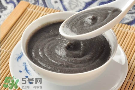 芝麻糊不能和什么一起吃？芝麻糊與哪些食物相克？