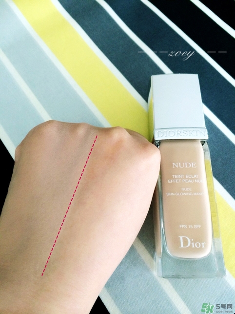 阿瑪尼和迪奧粉底液哪個(gè)好？迪奧粉底液和阿瑪尼粉底液對(duì)比