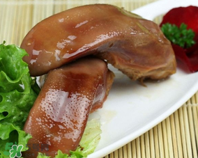 豬舌頭怎么腌制？腌豬舌頭要多久？