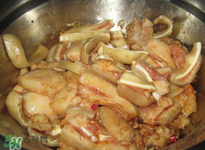 豬耳朵怎么腌制？腌豬耳朵的做法大全