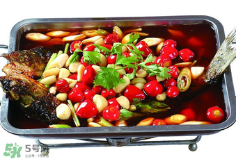 微波爐烤魚(yú)要多長(zhǎng)時(shí)間？微波爐烤魚(yú)要怎么做？