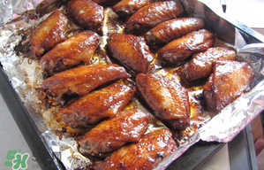 微波爐烤雞翅要幾分鐘？用微波爐烤雞翅的方法步驟