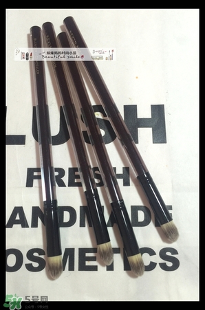 kevyn aucoin化妝刷怎么樣？KA化妝刷怎么用？