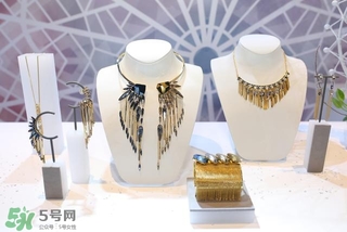 施華洛世奇2017春夏新款有哪些？施華洛世奇2017春夏新款多少錢？