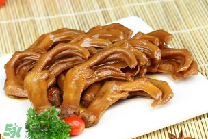 鹵鴨掌要多長(zhǎng)時(shí)間？鹵鴨掌鹵多長(zhǎng)時(shí)間？