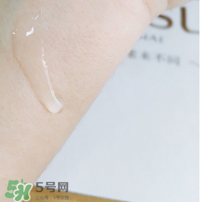 美容液是精華液嗎？美容液和精華液的區(qū)別