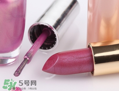 口紅涂多了會(huì)有害處嗎?口紅涂多了會(huì)怎么樣? 口紅涂多了會(huì)有害處嗎?口紅涂多了會(huì)怎么樣?