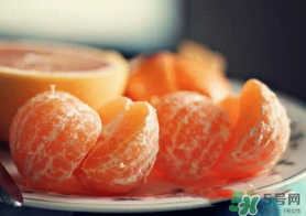 桔子外面的白皮能吃嗎？桔子外面白白的是什么？