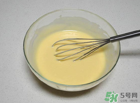 面糊用熱水還是涼水？面糊是用熱水調(diào)還是用涼水調(diào)？