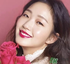 蘭蔻菁純唇膏378多少錢？蘭蔻菁純絲絨唇膏378價(jià)格