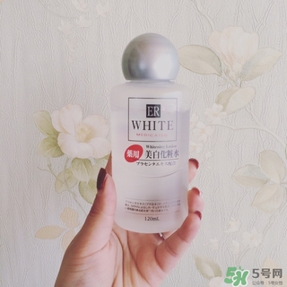 大創(chuàng)美白化妝水爽膚水怎么樣？大創(chuàng)化妝水好用嗎？