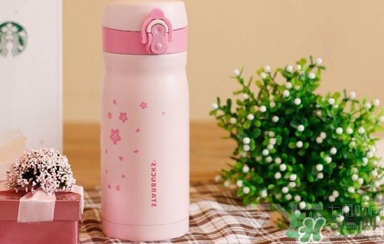 過年送女朋友什么禮物？過年給男朋友送什么