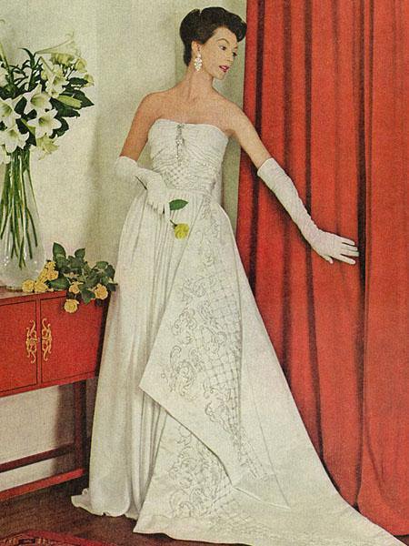 月經(jīng)長(zhǎng)痘痘怎么辦？為什么來(lái)月經(jīng)長(zhǎng)痘痘