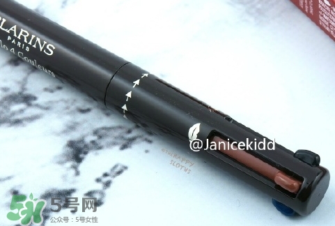 嬌韻詩四色彩妝筆多少錢？嬌韻詩四色筆價格