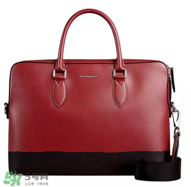 巴寶莉2017情人節(jié)愛心高光腮紅多少錢？