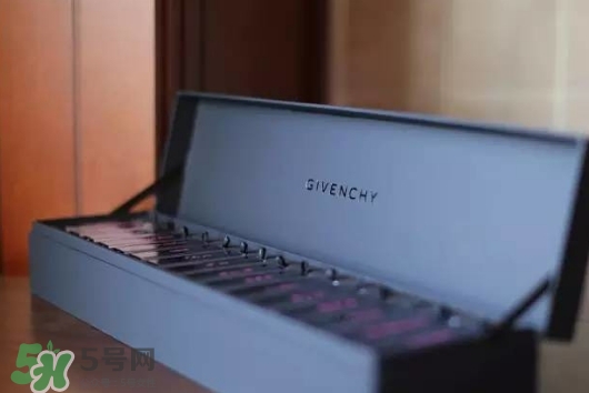 紀(jì)梵希我愛(ài)你口紅多少錢(qián)？紀(jì)梵希情人節(jié)我愛(ài)你刻字口紅價(jià)格