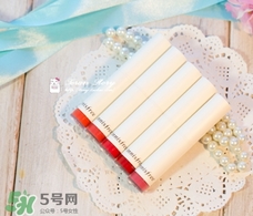 悅詩(shī)風(fēng)吟奶油唇膏口紅色號(hào)試色 悅詩(shī)風(fēng)吟奶油唇膏口紅試色圖