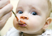 寶寶輔食一天吃幾次？寶寶每天吃輔食次數(shù)