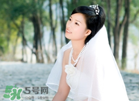 拍婚紗照可以戴眼鏡嗎？拍婚紗照戴眼鏡好不好？