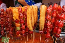 糖葫蘆的糖是白糖嗎？做冰糖葫蘆用什么糖？