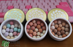 嬌蘭幻彩流星粉和紀(jì)梵希散粉哪個(gè)好？嬌蘭幻彩流星粉和紀(jì)梵希散粉對(duì)比