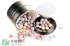 嬌蘭幻彩流星粉和紀(jì)梵希散粉哪個(gè)好？嬌蘭幻彩流星粉和紀(jì)梵希散粉對(duì)比