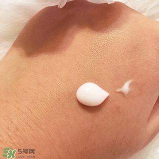 laura mercier妝前乳多少錢(qián)？laura mercier羅拉妝前乳專(zhuān)柜價(jià)