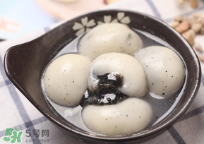 芝麻湯圓上火嗎？吃黑芝麻湯圓上火嗎？
