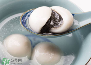 芝麻湯圓上火嗎？吃黑芝麻湯圓上火嗎？