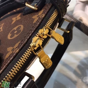 lv2017情人節(jié)限量包包多少錢？lv2017情人節(jié)愛(ài)情鳥(niǎo)小雞包價(jià)格