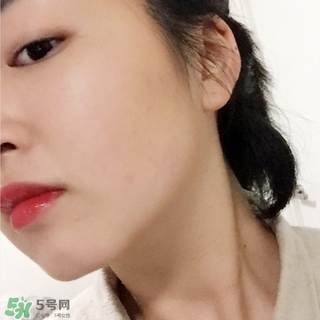 香奈兒修容膏怎么用？香奈兒修容膏使用方法