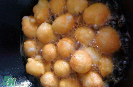 炸元宵是蒸完再炸嗎？速凍元宵怎么炸？