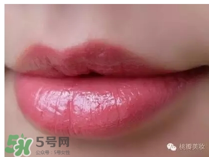 香奈兒細(xì)管coco216多少錢？香奈兒細(xì)管口紅216試色