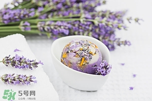 手工皂洗臉好嗎？手工皂和洗面奶哪個(gè)好？