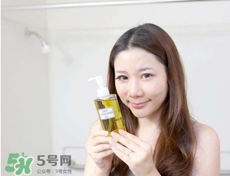 什么樣的卸妝油好用？怎樣選擇卸妝油？