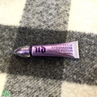 urban decay眼部打底膏怎么用？urban decay眼部打底膏用法+